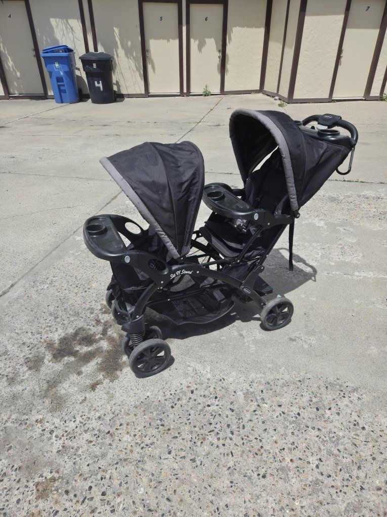 Graco Ready2Grow Click Connect LX Double Stroller Tandem Sit & Stand Black/Gray