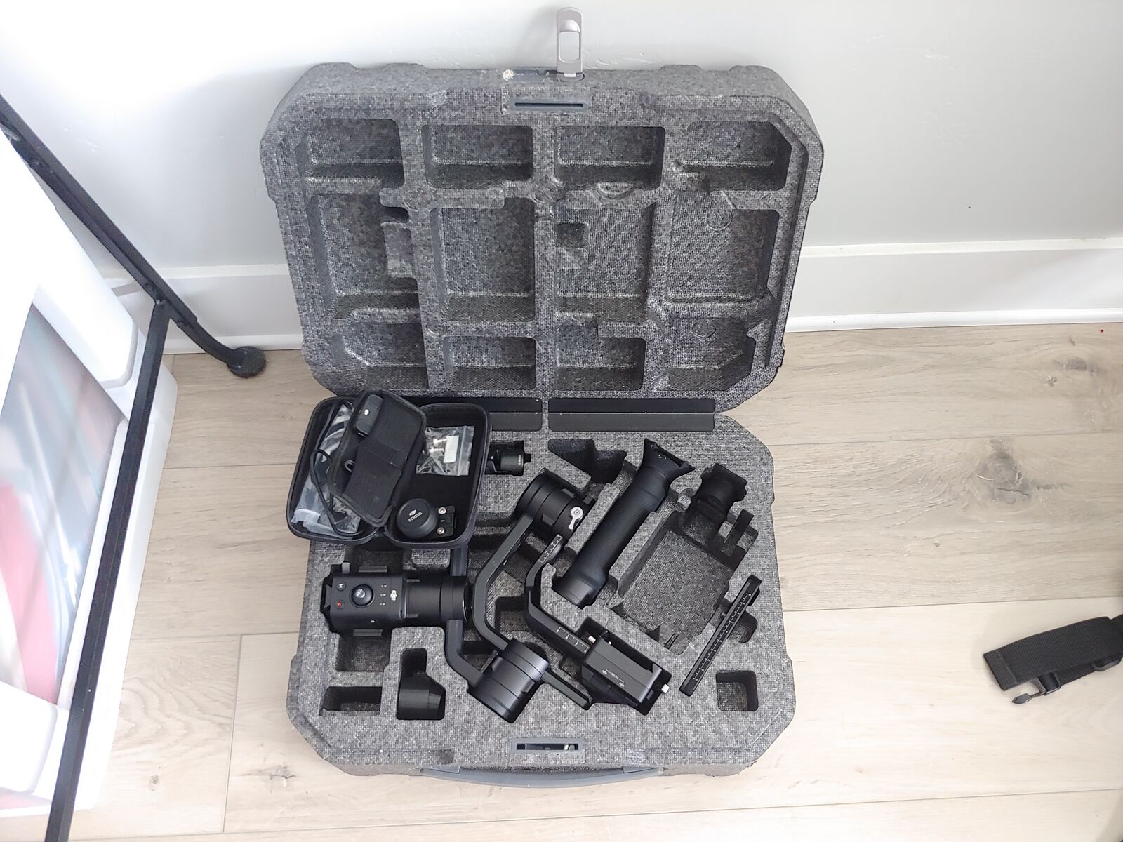 DJI Ronin S Camera Stabilizer