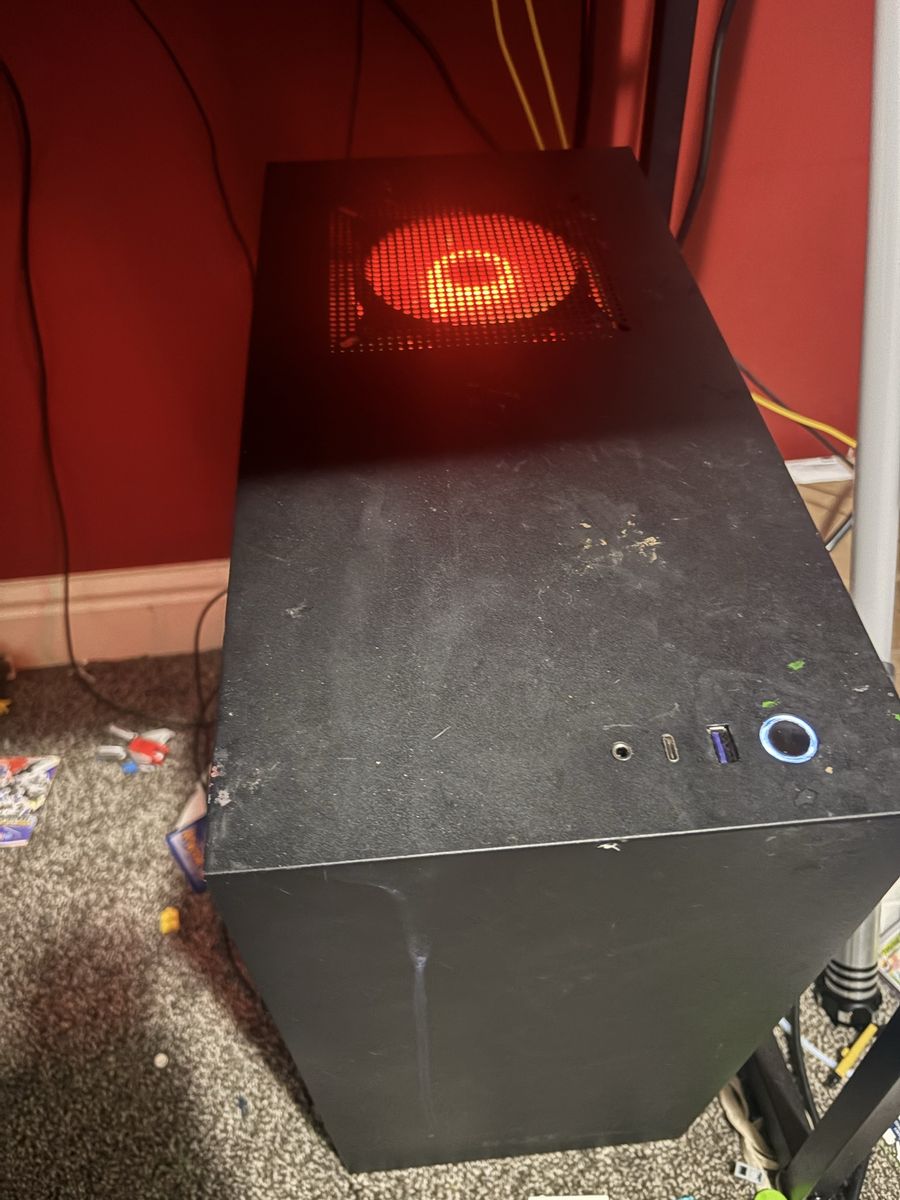Main image 3