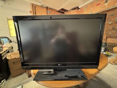 LG 42-inch LCD TV with Remote - Great for Gaming or Secondary Display