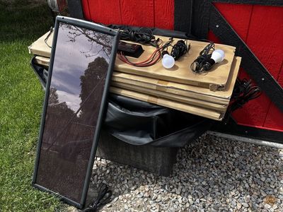 100 Watt Camping Solar Panel Kit