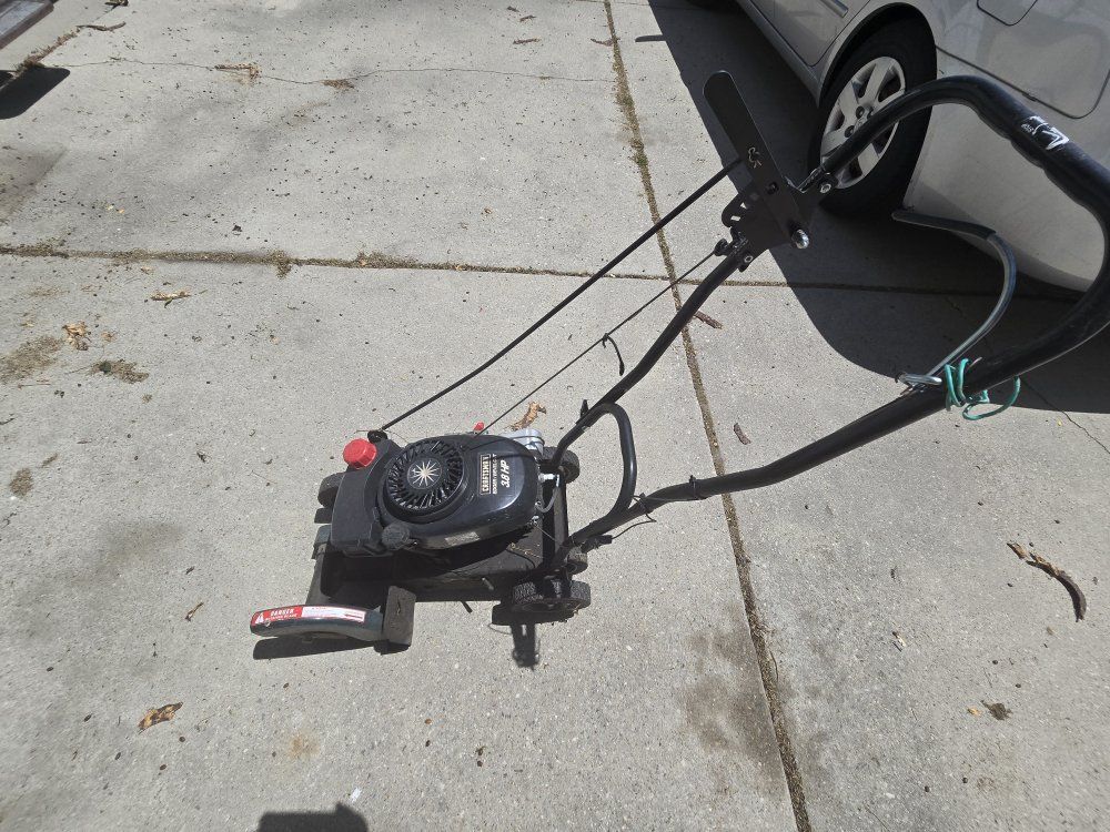 Lawn edger