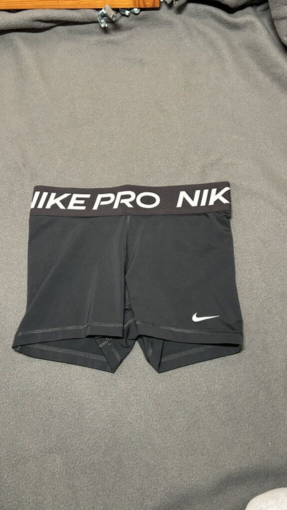 Nike Women's Pro 3 Shorts
