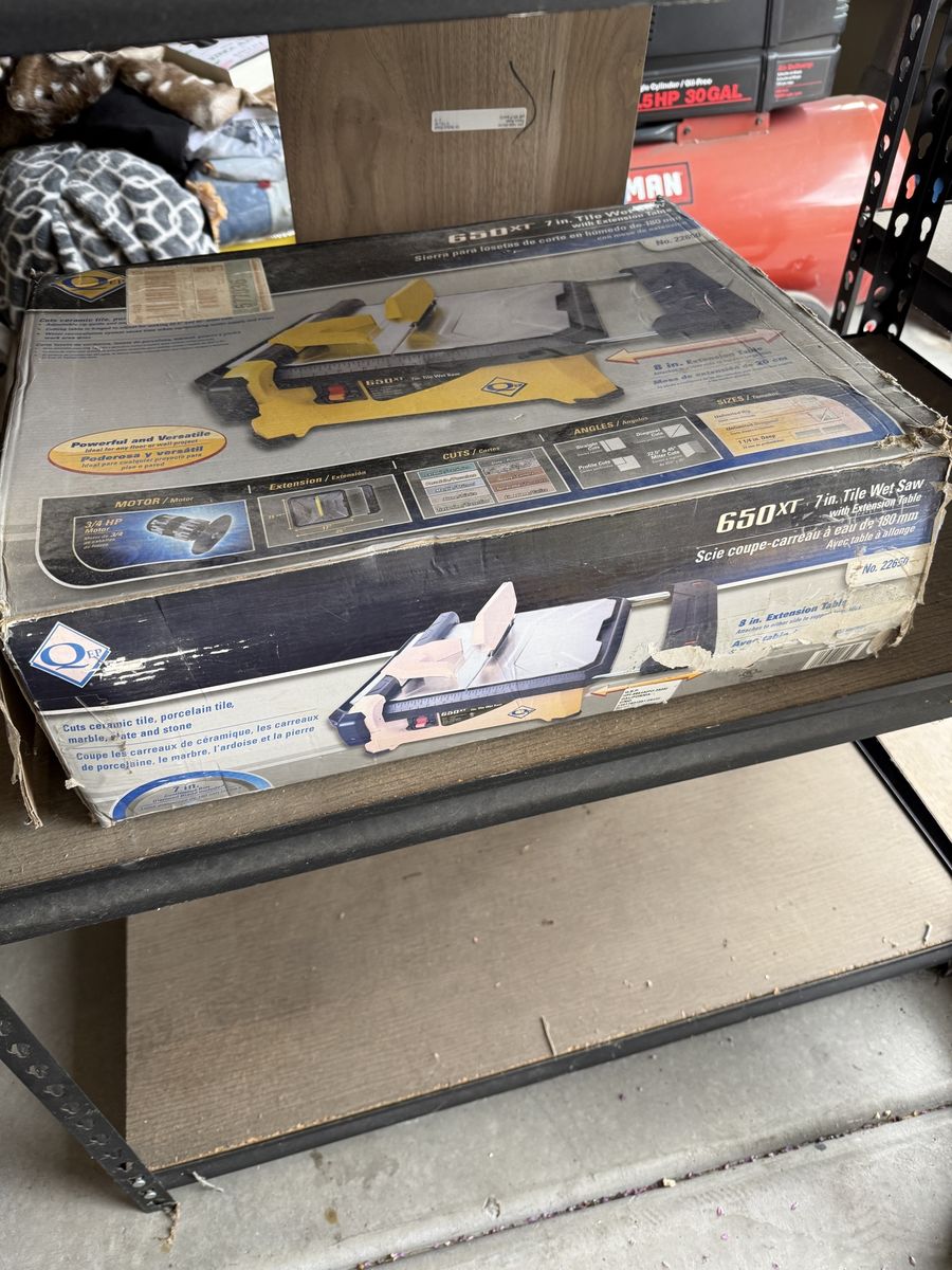 Wet saw and Tile Tools