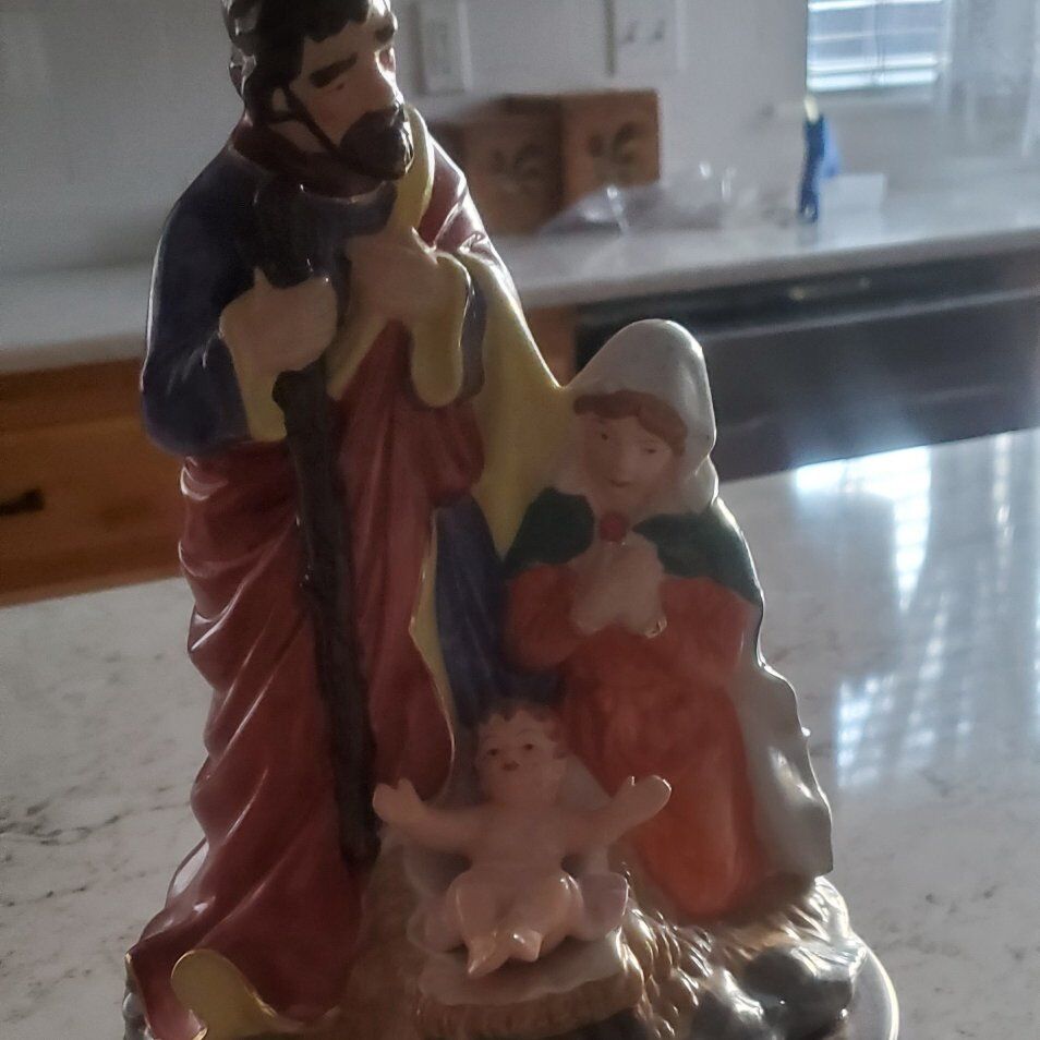 Nativity Music Statuary