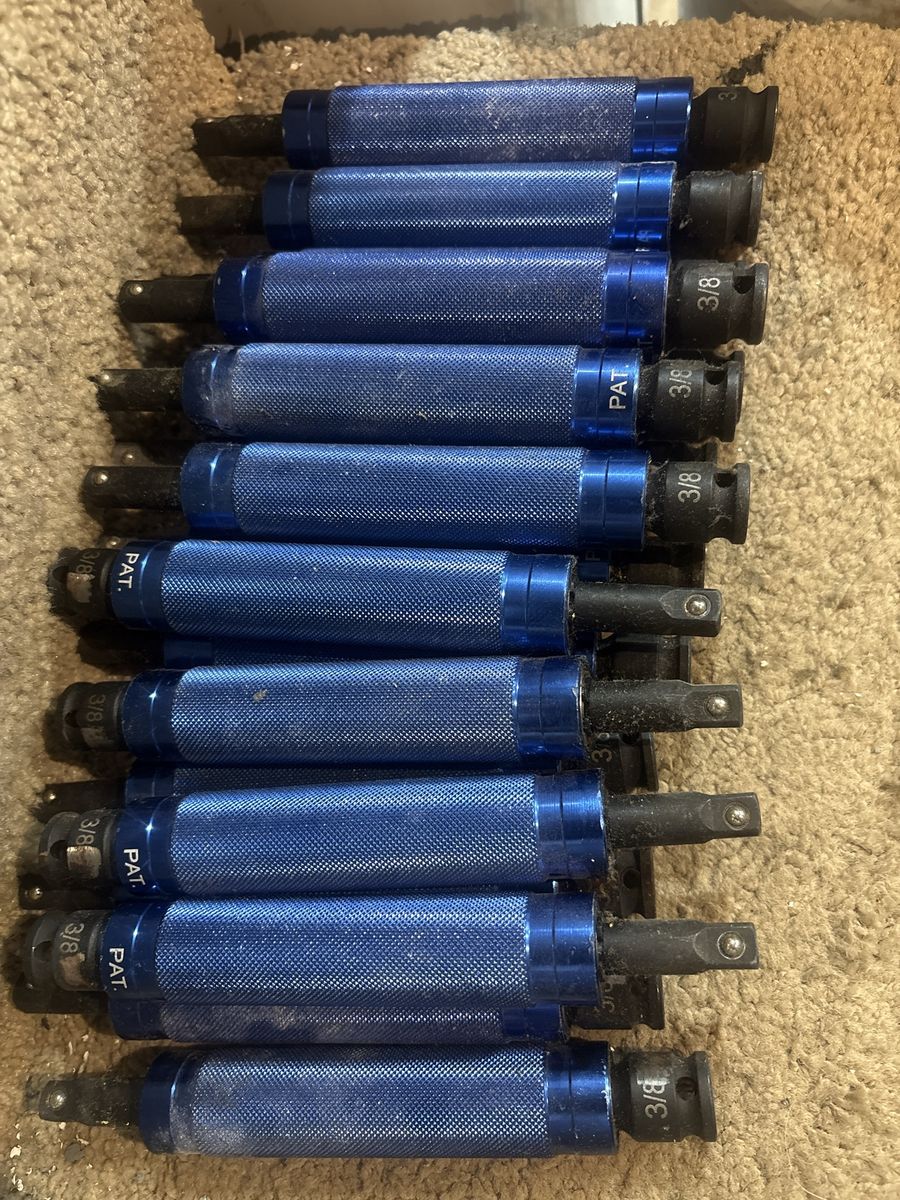 Lot of 3/8-Inch Drive Anodized Blue Knurled Socket Extensions