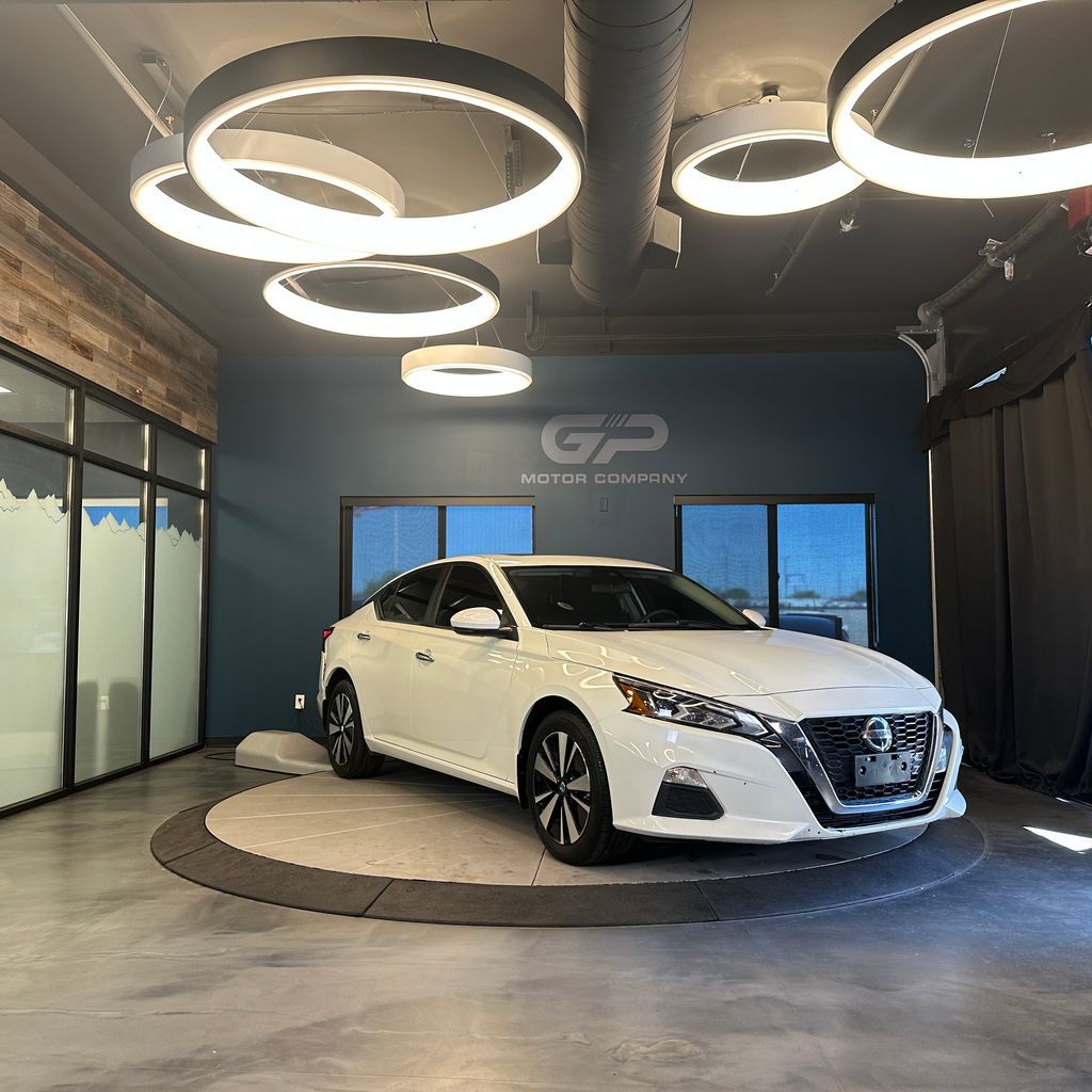 2022 Nissan Altima 2.5 SV