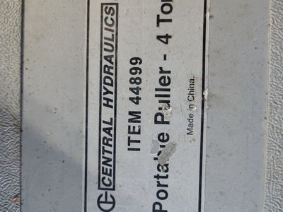 Central Hydraulics Item 44899 Portable 4-Ton Hydraulic Ram/Body Repair Kit