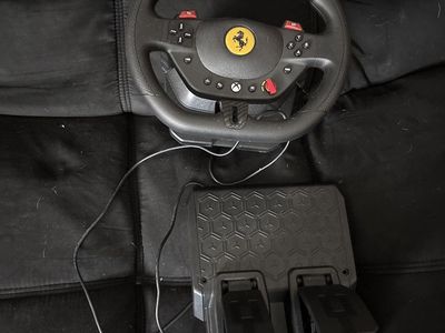 Xbox Racing Steering Wheel And Pedals