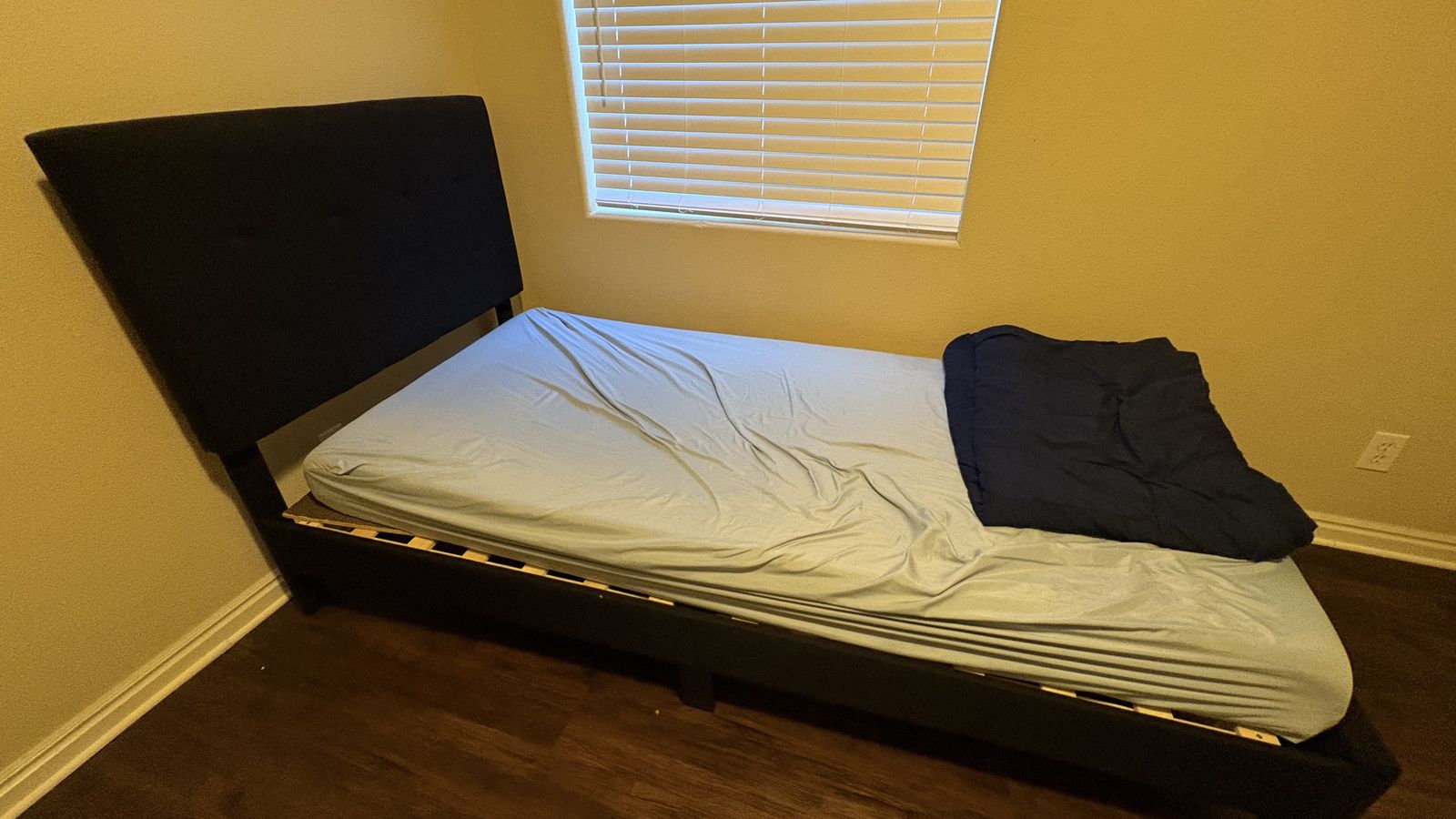 XL Twin Bed And Mattress
