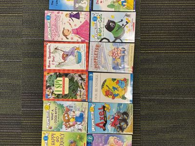 17 Kids Beginner Reader Books – Step Into Reading / I Can Read – $10