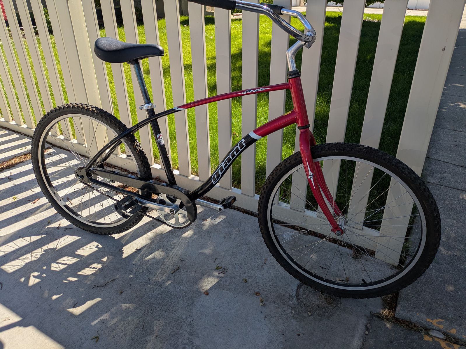 Giant Cruiser Bike - Lightweight Aluminum Frame