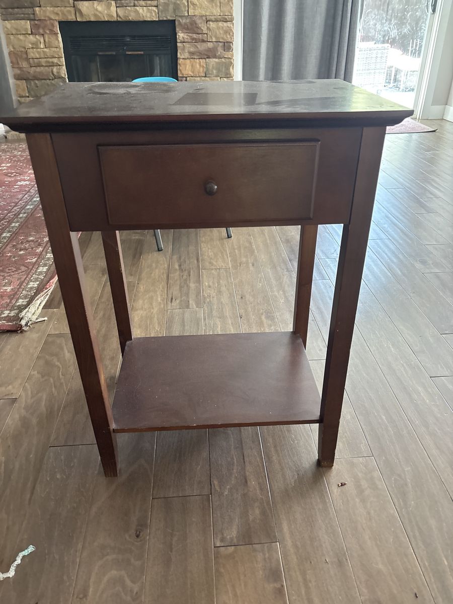 End table