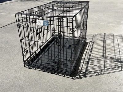 Small/Medium dog kennel