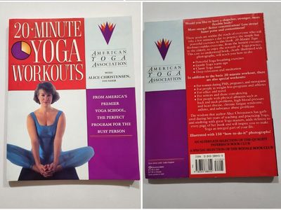 **20 MINUTE YOGA WORKOUT BOOK**