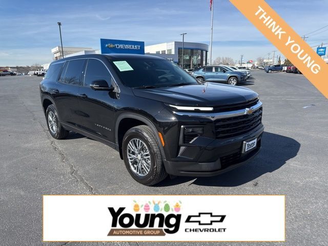 2024 Chevrolet Traverse LS