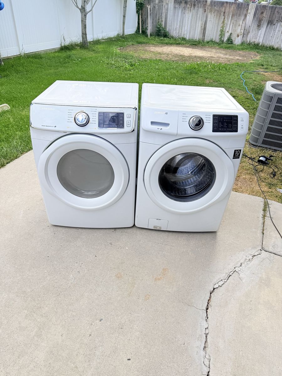 Samsung Front Load Washer and Dryer Set White Used