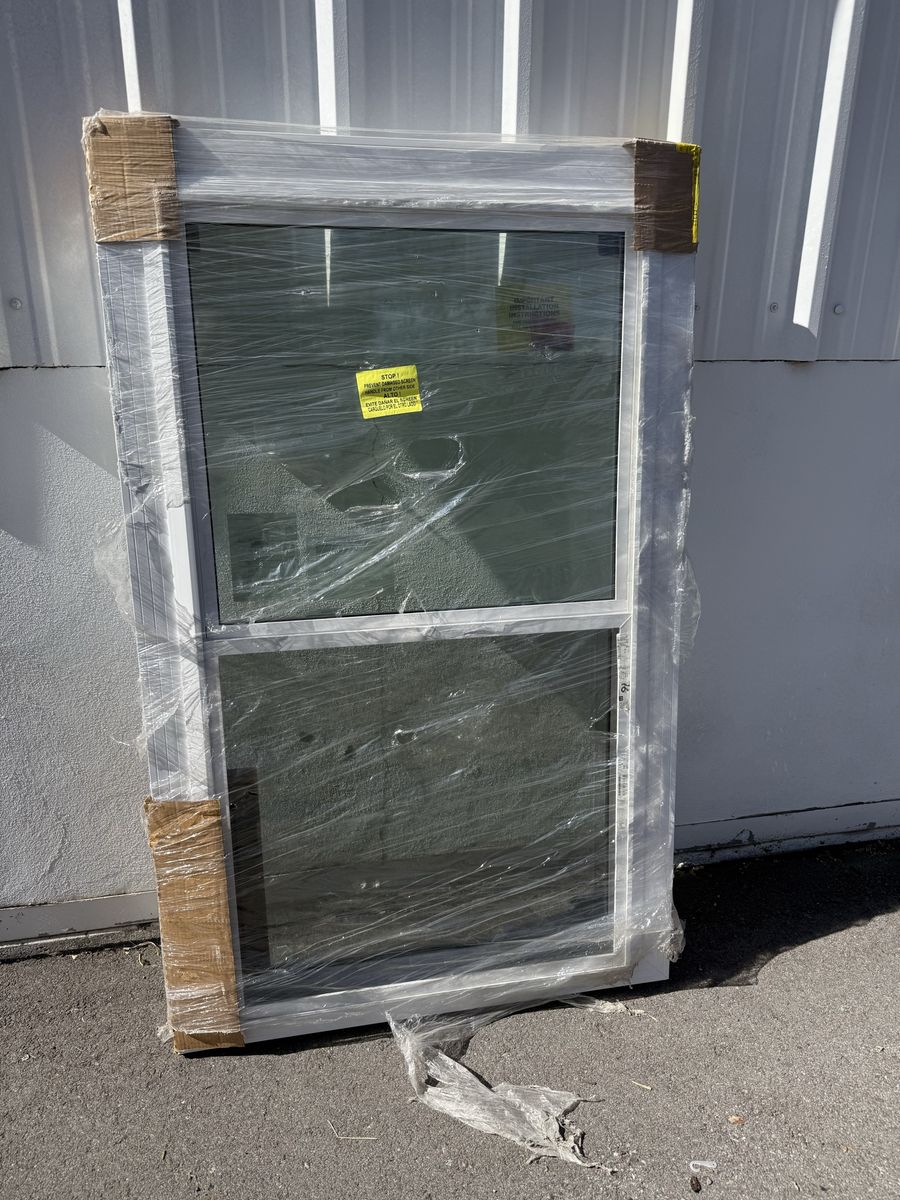 3ft x 5ft Double Hung Vinyl Window - White Frame, Energy Star Rated