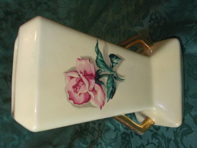 Several Vintage / Antique Really Pretty Vases Decor With Several Designs And Colors
