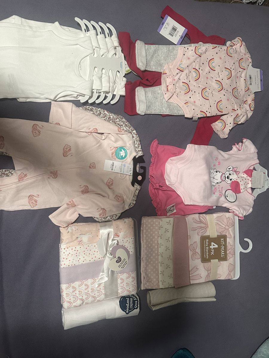 Baby Girl Clothes & Blankets