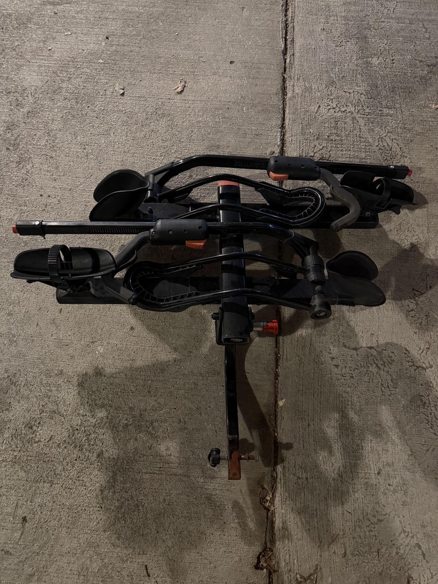 Yakima HoldUp 1.25" class 2 or 3 hitch bike rack