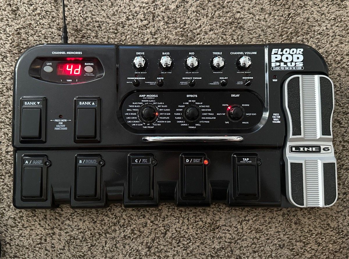 Line 6 Floor POD Plus Multi-Effects Guitar Pedal