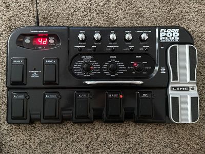 Line 6 Floor POD Plus Multi-Effects Guitar Pedal