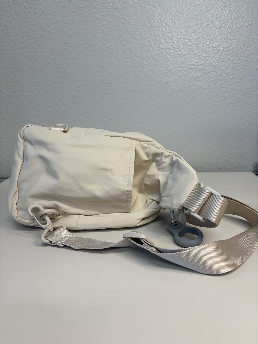 Main image 2