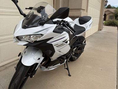 2023 Kawasaki Ninja 400