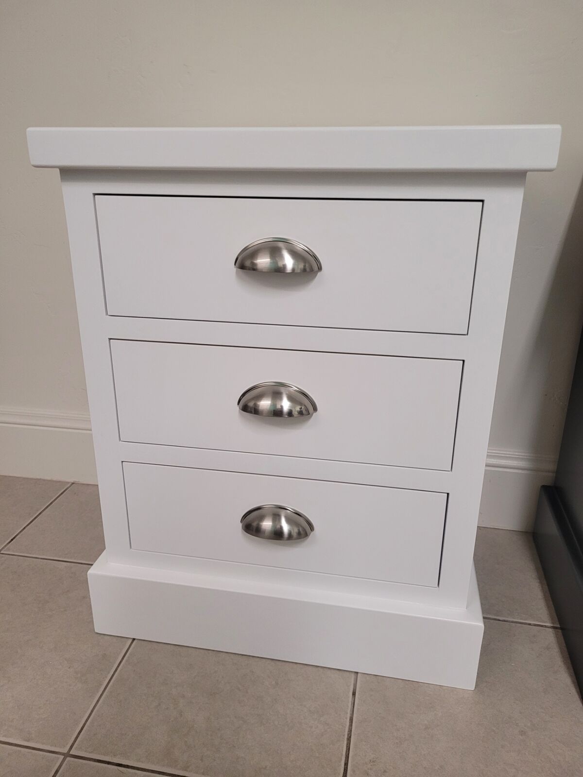 Nightstands - Bedside Tables - Dressers