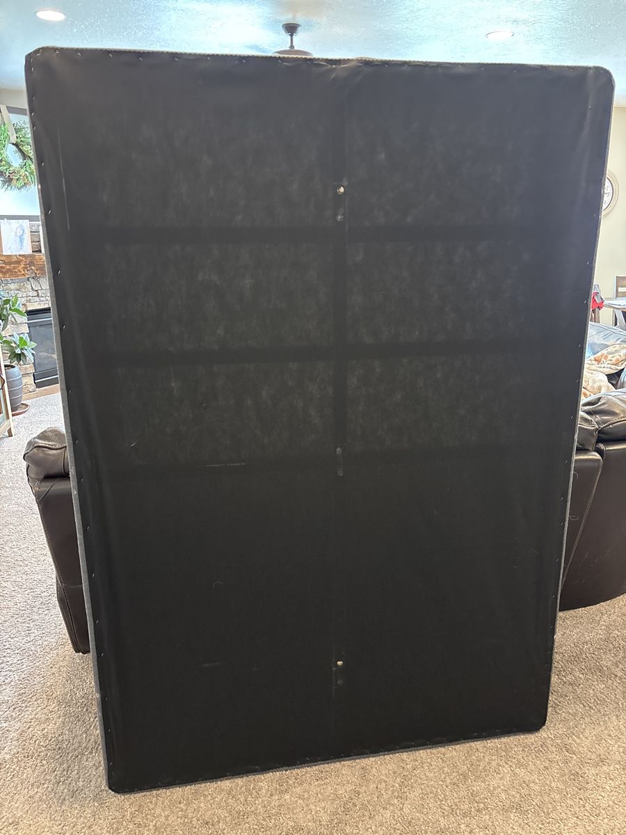 Full size box spring
