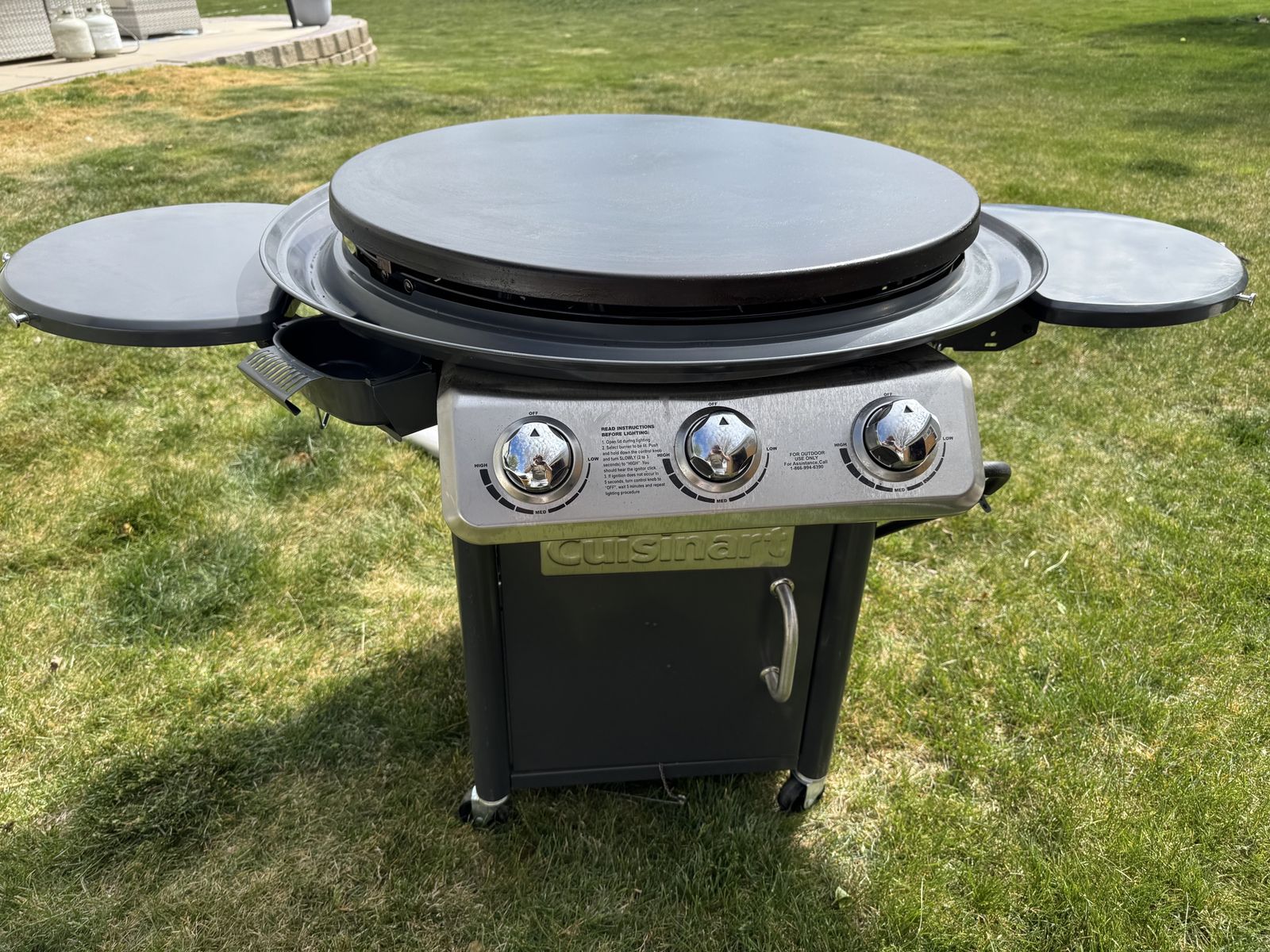 Cuisinart 360 XL Propane Griddle Outdoor Cooking Station - Lightly Used w/ Lid, Cover & Tools