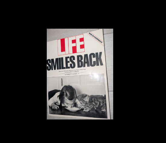 Vintage 1988 LIFE paperpback Book "When Life Smiles Back"