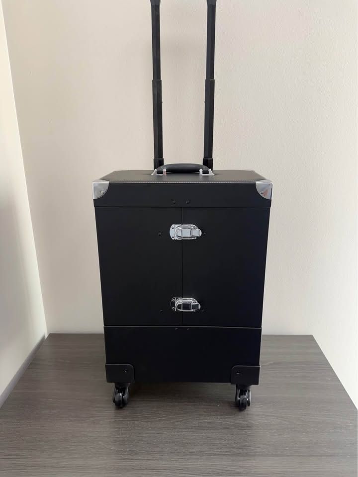 Flexible Rolling Professional Makeup/Stylist Case
