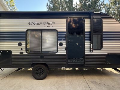 2022 Travel Trailer – Like New – Stored Indoors – Highland, UT