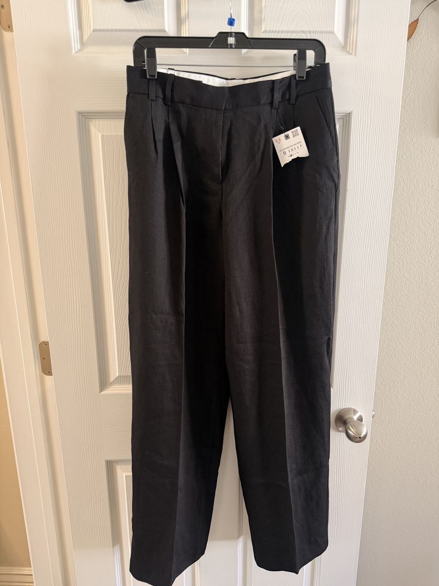 ZARA Women's Black Pleated Wide Leg Trousers Size S NWT