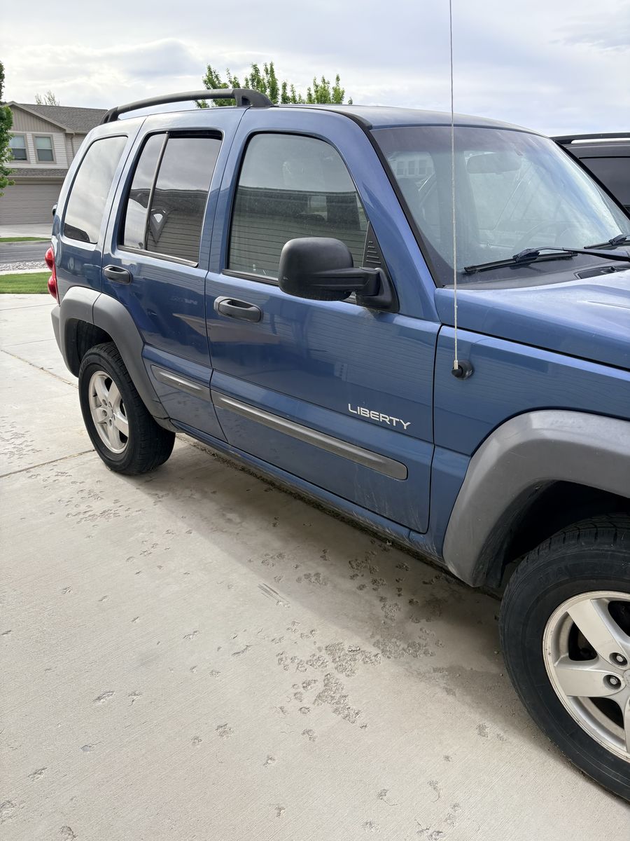 2004 Jeep Liberty Sport