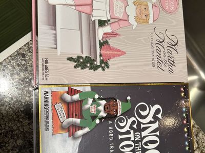 Martha Mantle & Snoop Stoop Christmas Figurines