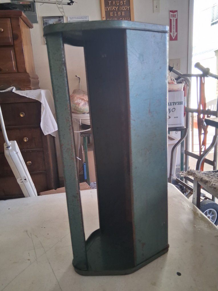 Main image 3