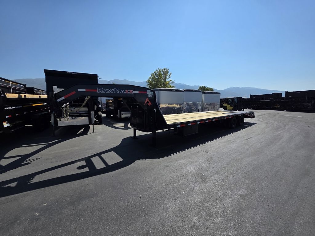 2027 RawMaxx 26' FDXD Gooseneck 24K Hydraulic Jack and Maxx Ramps Equipment Flatbed Trailer