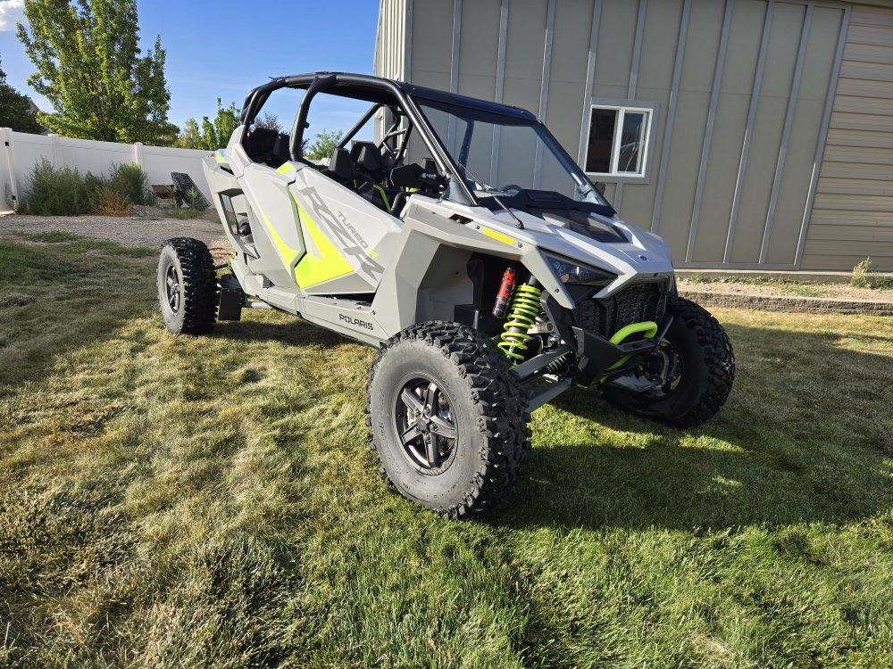 2022 Polaris RZR Turbo R ultimate. . Side-by-Side UTV 