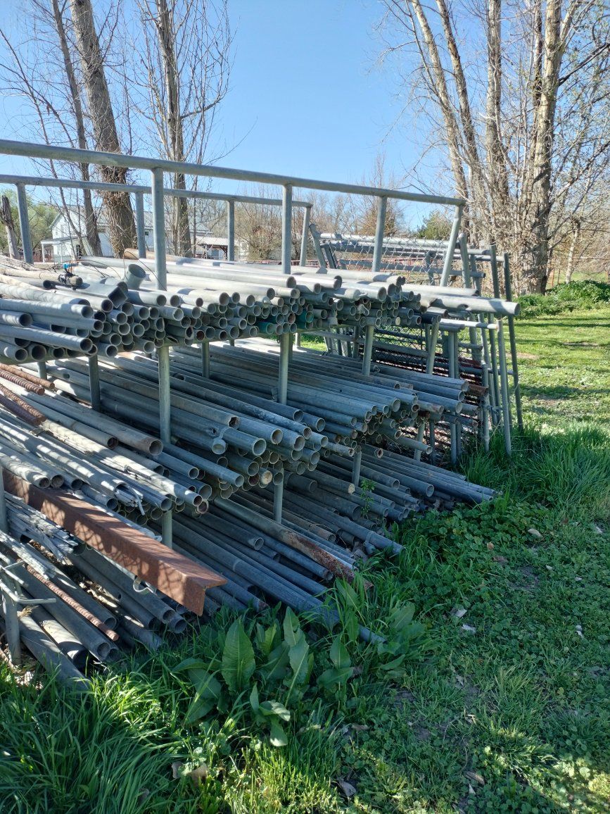 Galvanized 6&7' fence posts