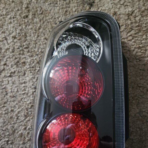 3rd Generation 4runner Taillight