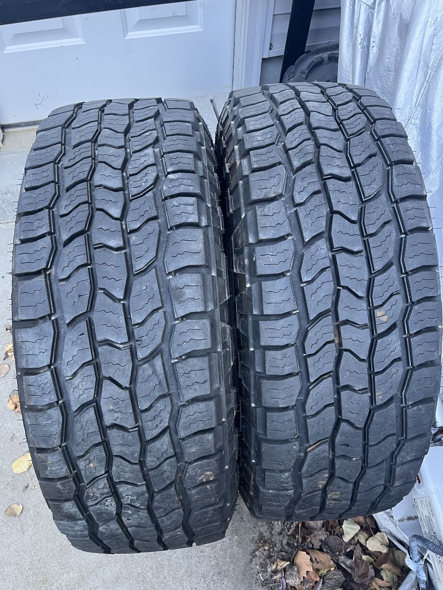 Pair Of Cooper Discoverer AT3 XLT