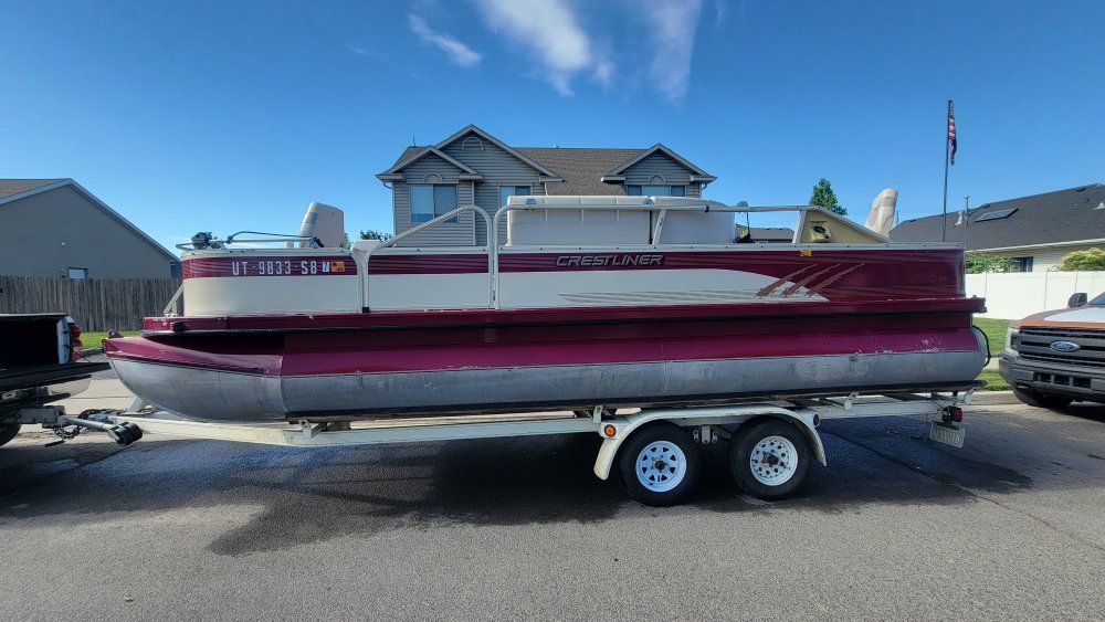 1997 crestliner