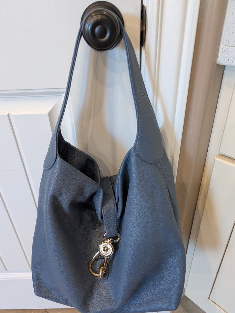 Dooney & Bourke hobo purse