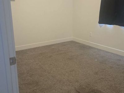 Room for rent 1 year lease Ridgeline