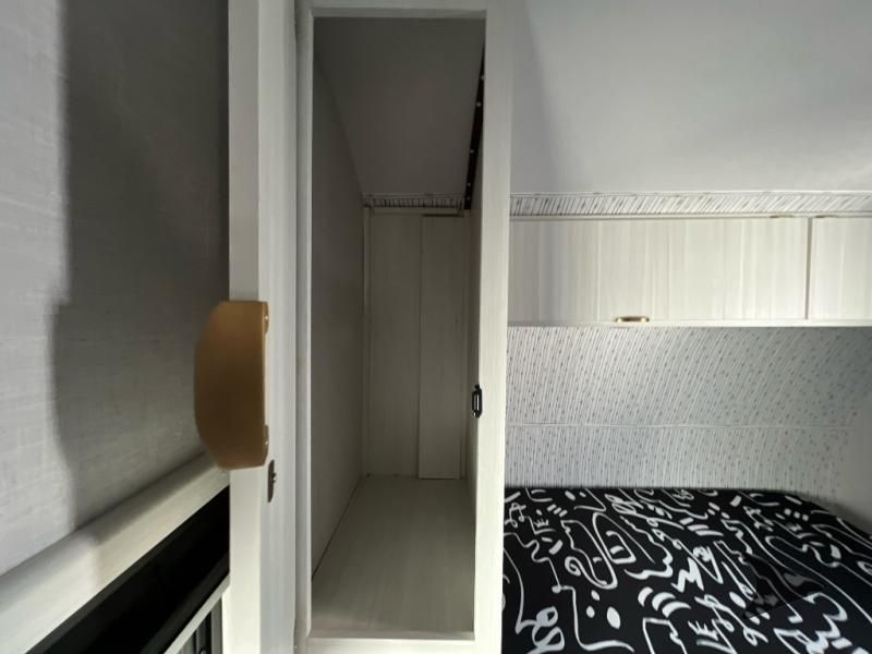 Main image 15