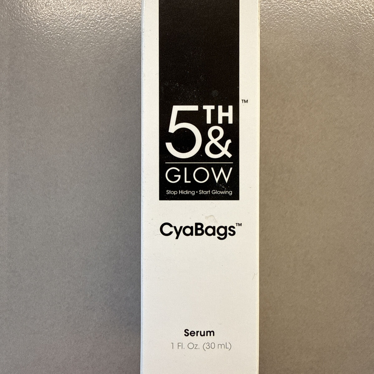 5th And glow Cyabags Serum ** New In Box**