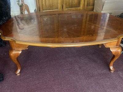 Oval Coffee Table & Rectangle Side Table